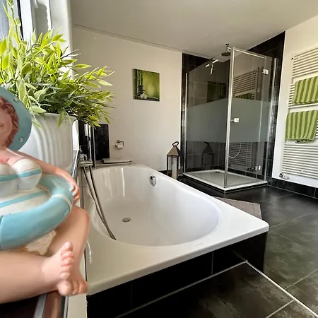 Ludwinas Pfingststube Mastershausen